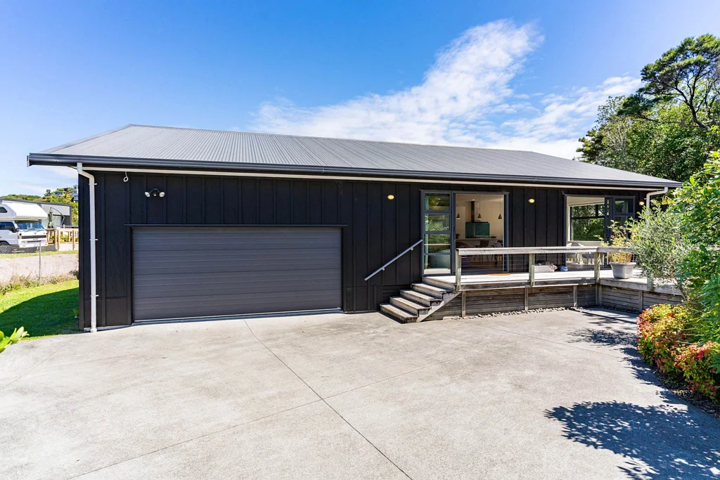 Mangawhai Heads 3침실 Peaceful Living on Holiday Crescent