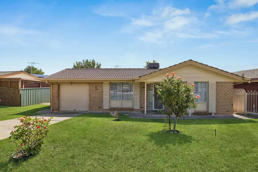 Sturt 3房  QUIET - PRIVATE HOME. THIS IS ONE FOR ALL THE AGE GROUPS.