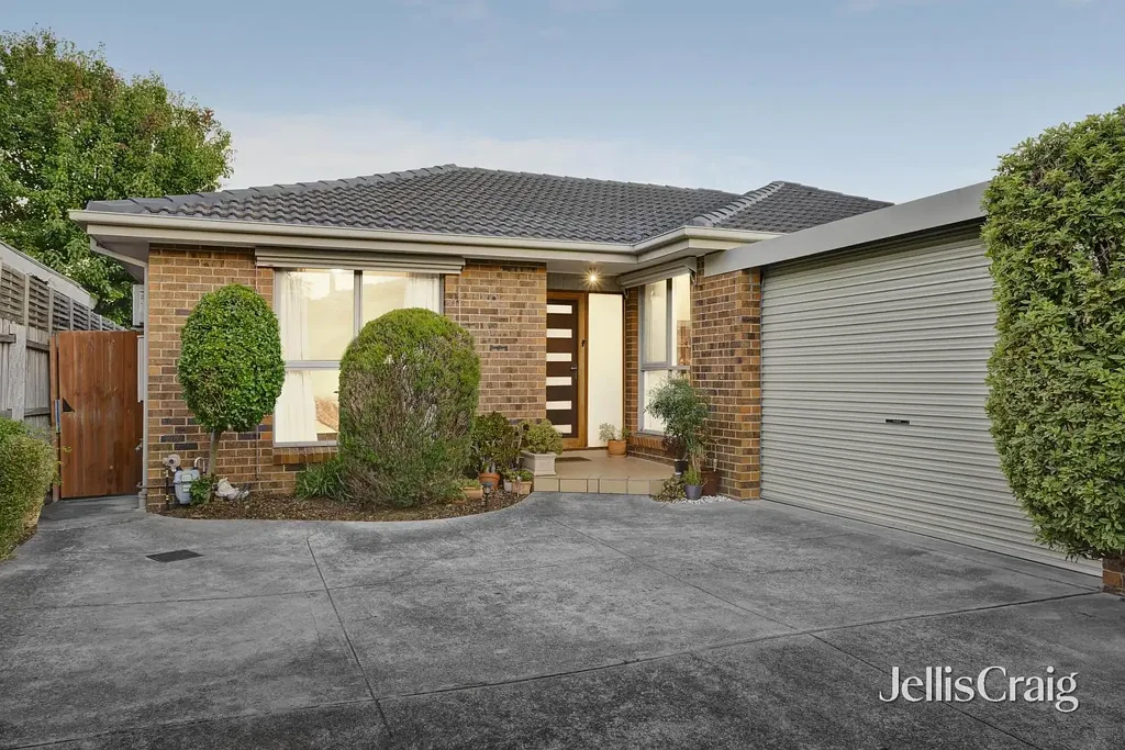 2/6 Harper Avenue, Bentleigh East, VIC 3165