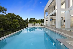 3064 Forest Hills Drive, Hope Island