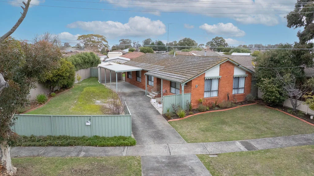 9 Iona Drive, Sebastopol, VIC 3356