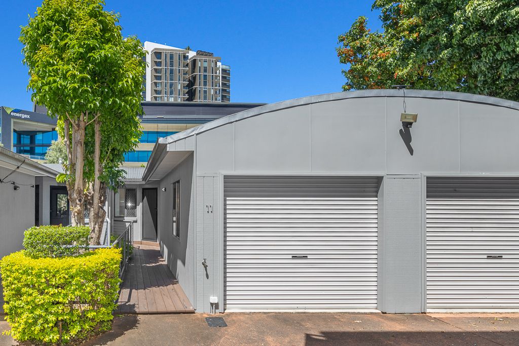 UNIT 11 4 COWLISHAW ST, BOWEN HILLS QLD 4006, 0 غرف, 0 حمامات, Townhouse