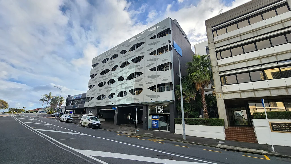 Takapuna Great value Takapuna office
