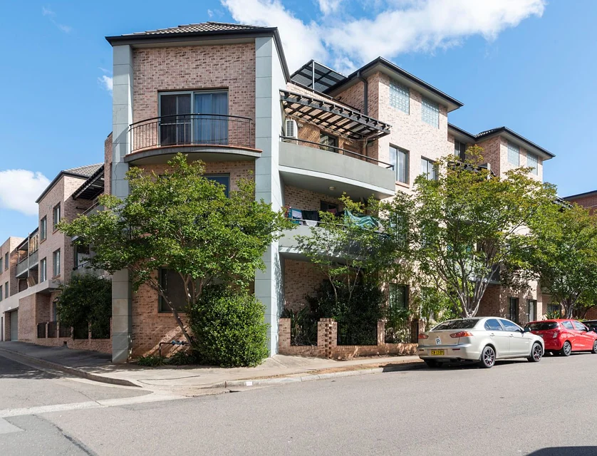 22/18-20 Norfolk Street, Liverpool, South Western Suburbs, 2部屋, 1バスルーム, Apartment