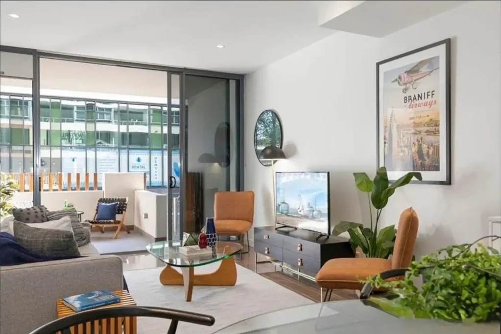 North facing courtyard apartment with resort style amenities