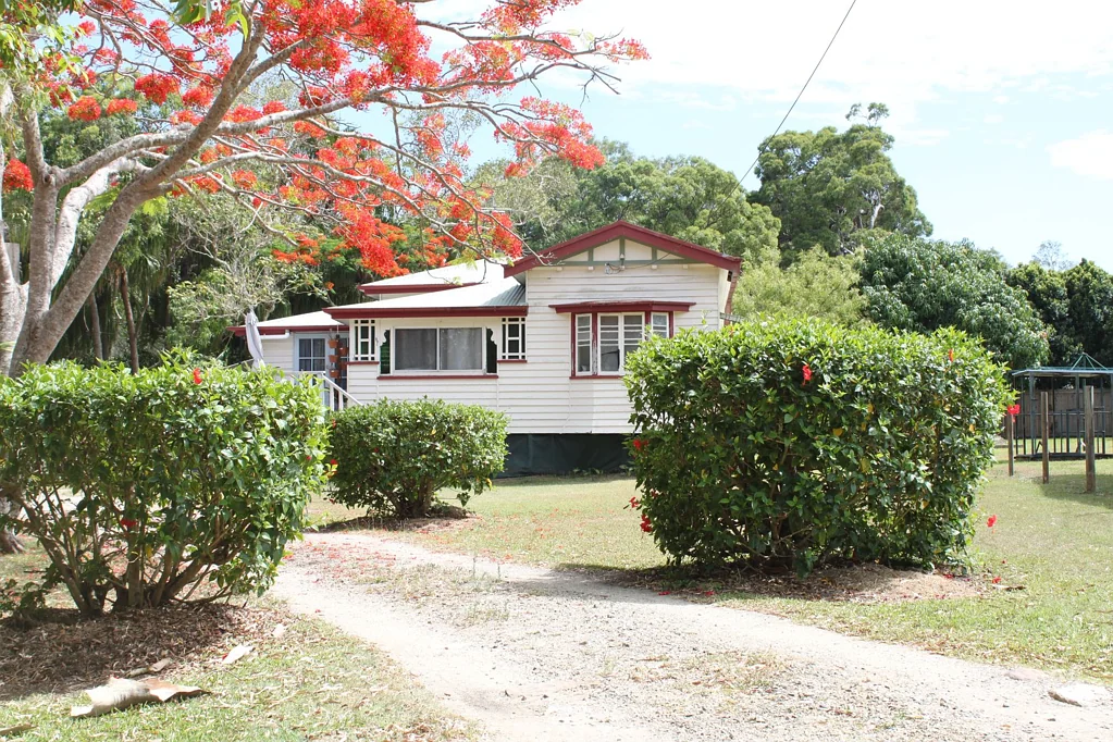 42 Maralyn Avenue, Grasstree Beach, QLD 4740