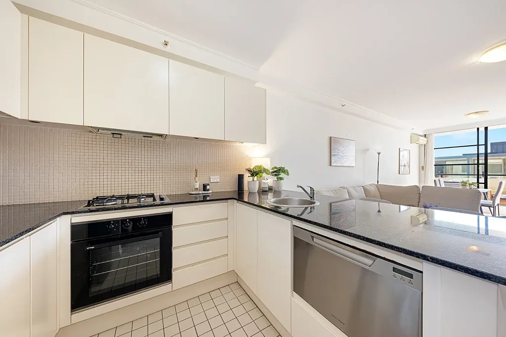 803/26 Napier Street, North Sydney, NSW 2060