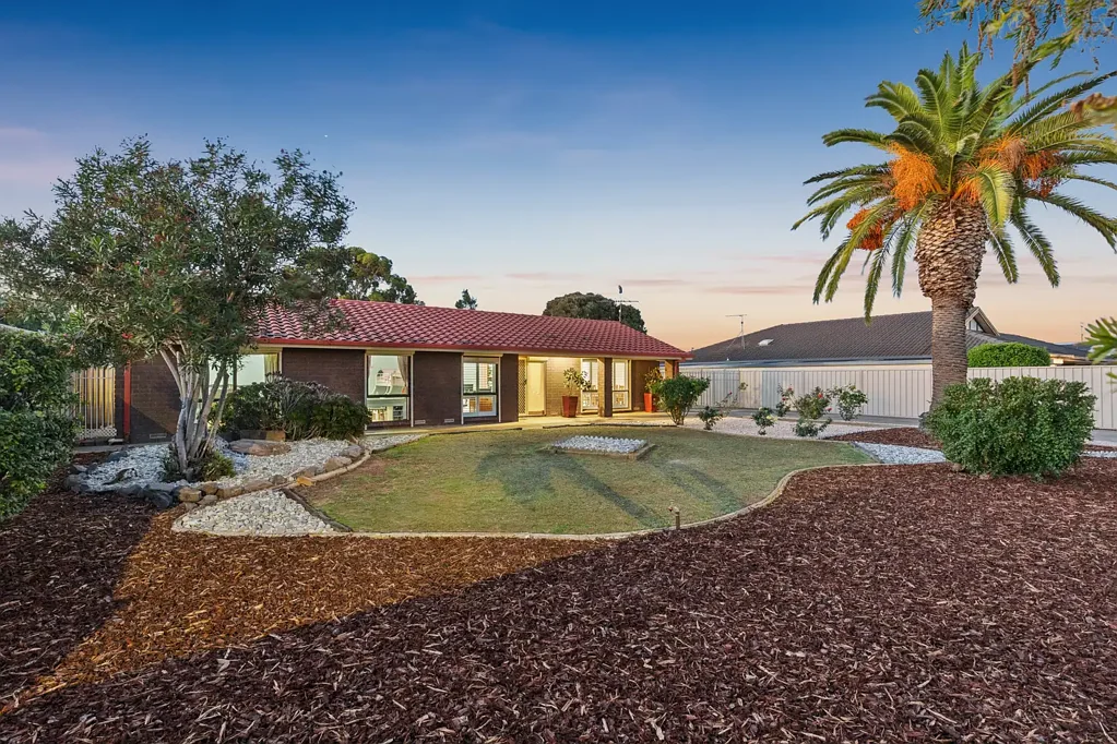 Murray Bridge 3房  Space, Shedding & Lifestyle - The Complete Murray Bridge Package