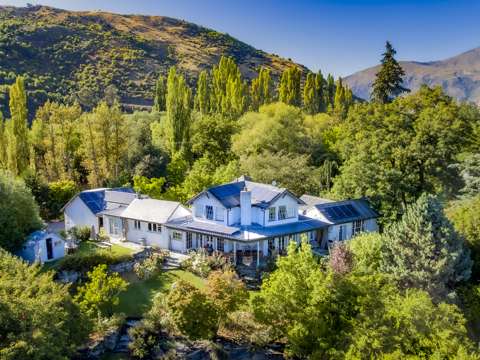 Dalefield/Wakatipu Basin 5房  Expansive lifestyle property with unique design