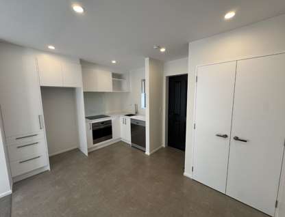 5/104 Peterborough Street, City Centre, Christchurch, Canterbury, 2部屋, 2バスルーム, Townhouse