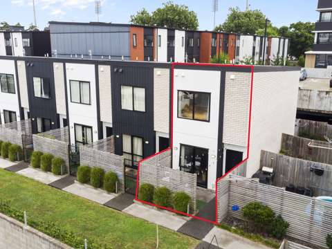 Hamilton Central 2房  Convenient City Living Or Easy Investment