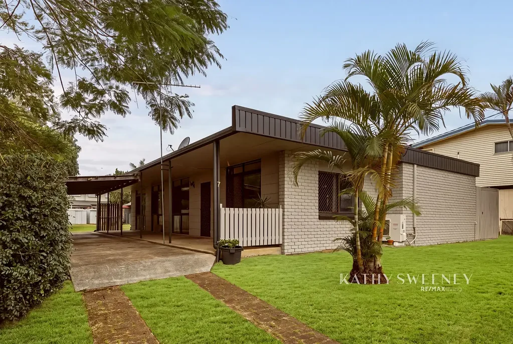 Burpengary 4બેડરૂમ Big Block, Great Location & Plenty of Potential