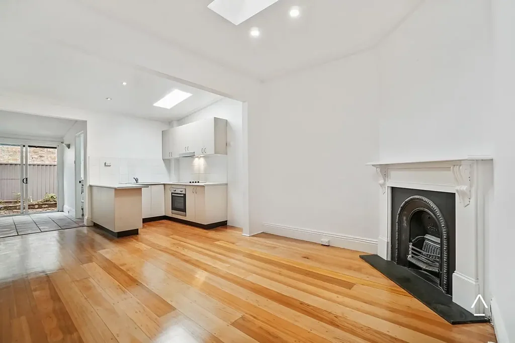 Two-Bedroom House in the Heart of Newtown