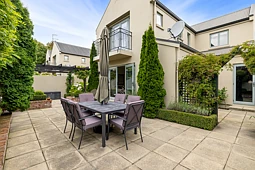 3/104 Papanui Road, Merivale