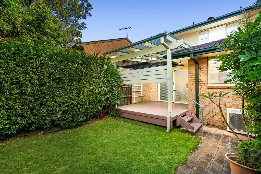Baulkham Hills 2部屋 Privacy meets Comfort - Boutique Complex of 4 Townhouses!