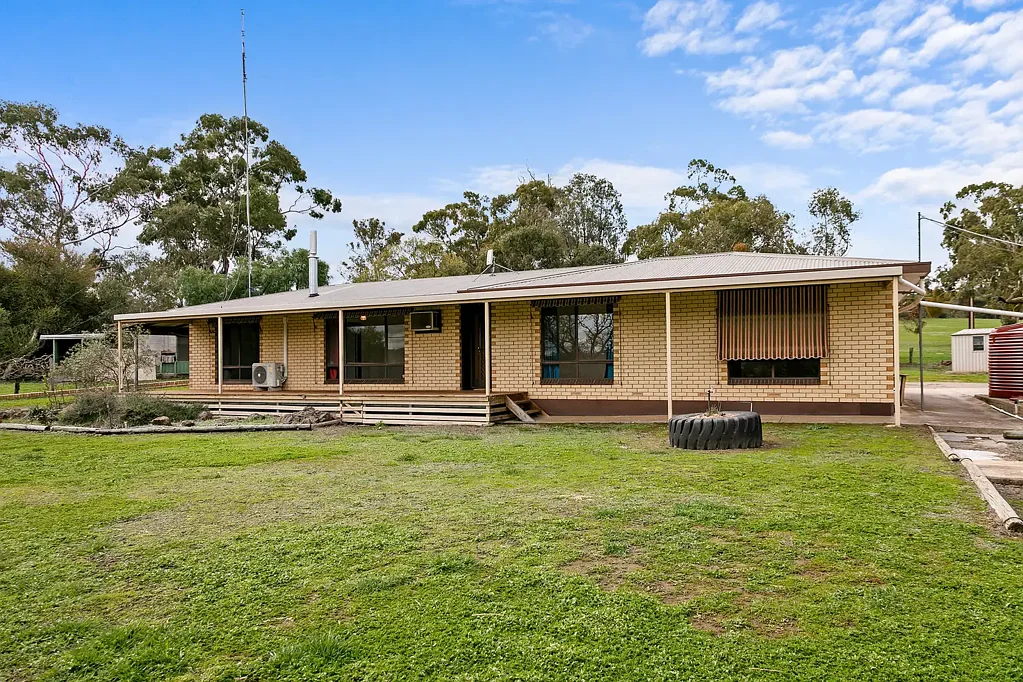 Clare 3 Bedroom Scenic Sanctuary on Slaughterhouse Road