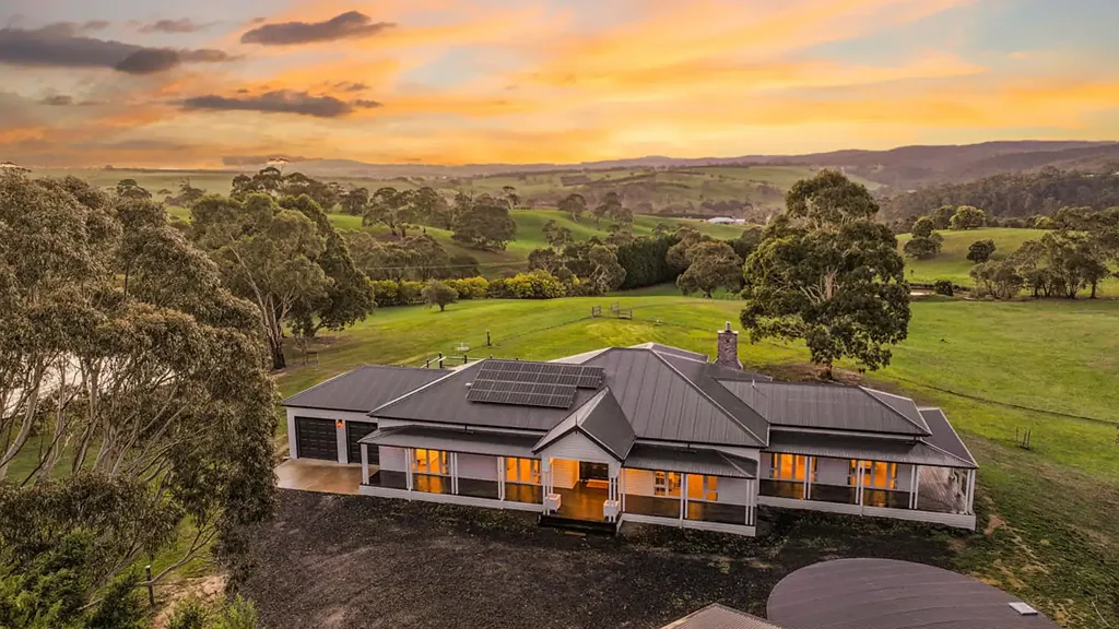 15 La Cote Road, Greendale, VIC 3341