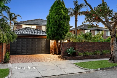 Caulfield South 4 Slaapkamer Exceptional family living & entertaining