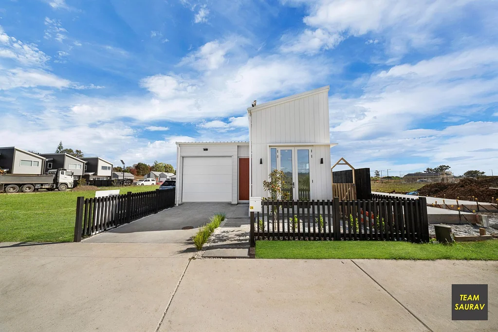 Karaka 3房  3 bedrooms with Loft and Garage - Must View!