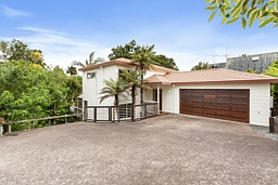 13A Sandspit Road, Cockle Bay