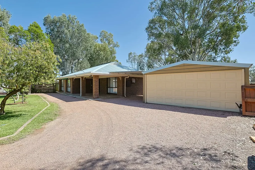 209-211 Adams Street, Wentworth, NSW 2648
