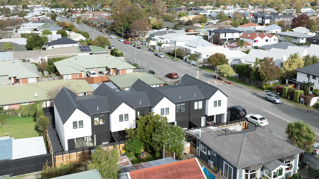 Sydenham 3 Bedroom Modern Living in a Proven School Zone