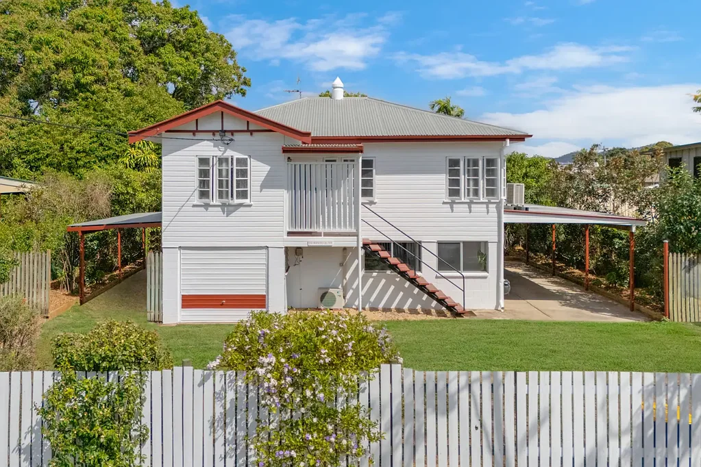 Aitkenvale 4房  Dual-Living Opportunity in the Heart of Aitkenvale