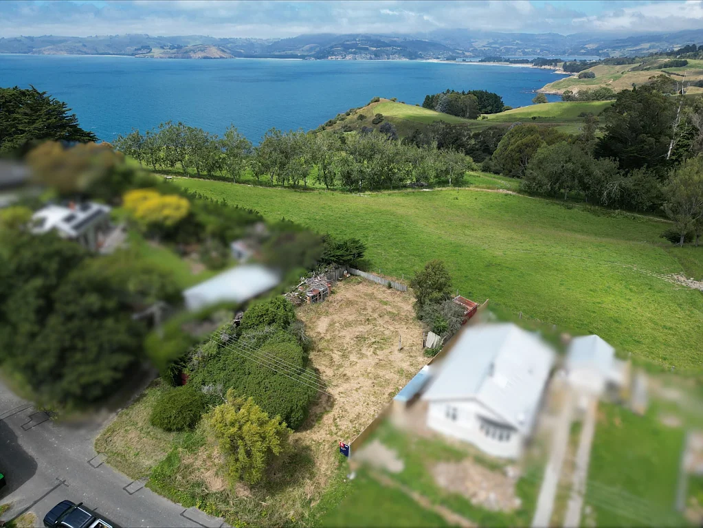 Warrington Your sea view opportunity in Seacliff