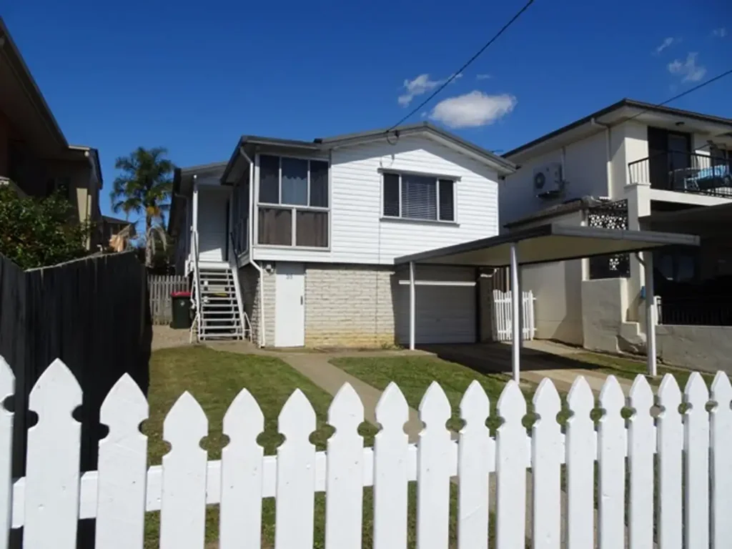 Spacious Family Home with Renovated Kitchen & Bathroom