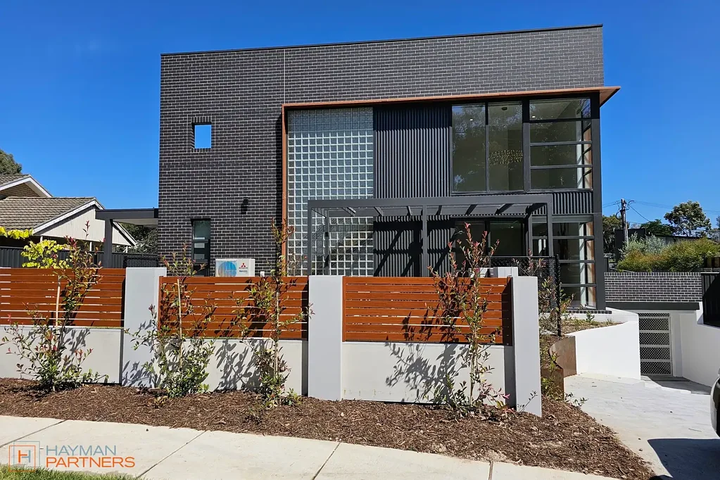 Beautiful Townhouse in Great Location