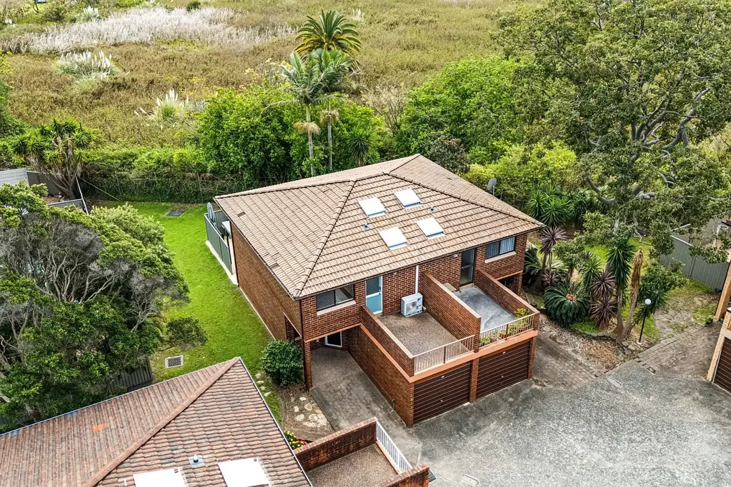 Matraville 3房 兼具半独立式住宅感觉的联排别墅，坐拥备受青睐的北向采光、宁静视野和泳池，位于安静的住宅社区 Townhouse With Semi Feel & Prized Northern Aspect, Tranquil Outlook & Pool in a Quiet Residential Community