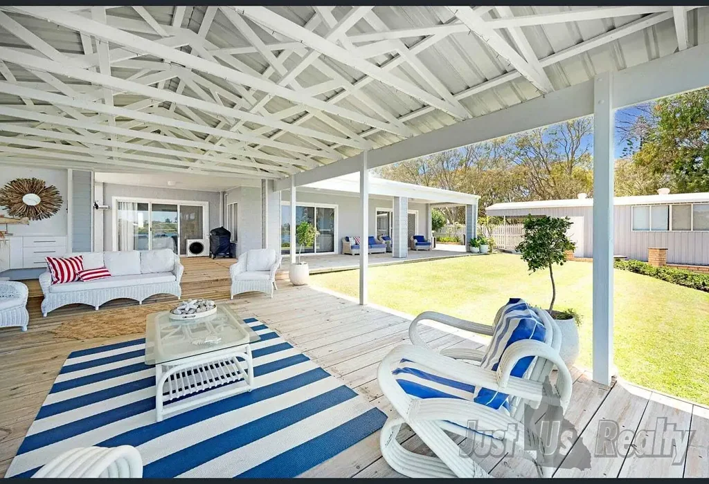Coastal Living – Fully Furnished Family Home with Stunning Water Views