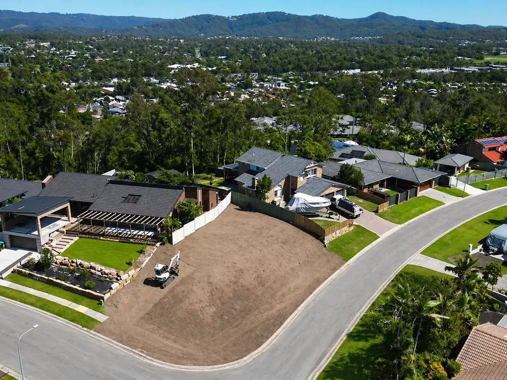 Helensvale Elevated Position, Connected Lifestyle.