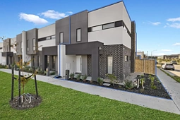 10 Chive Walk, Narre Warren South