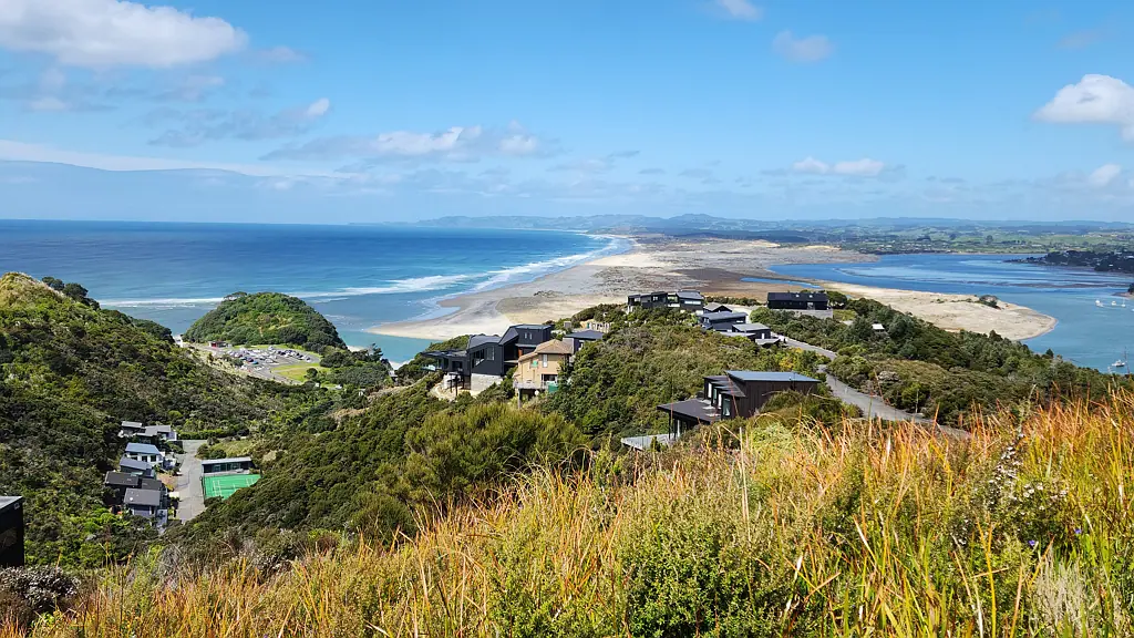 Mangawhai Heads Premium Coastal Living Above the Surf
