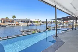 32 Seaspray Street, Paradise Point