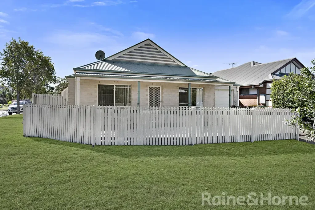 Charming Cottage in Quiet Woodside