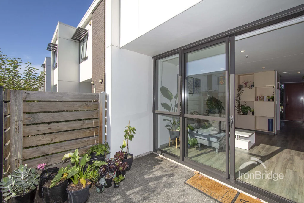 Riccarton 2房  Chic Urban Living in Riccarton