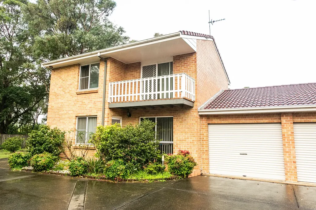 Freshly Renovated Townhouse in a Convenient Albion Park Rail Location