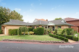 5 Federation Walk, Hughesdale