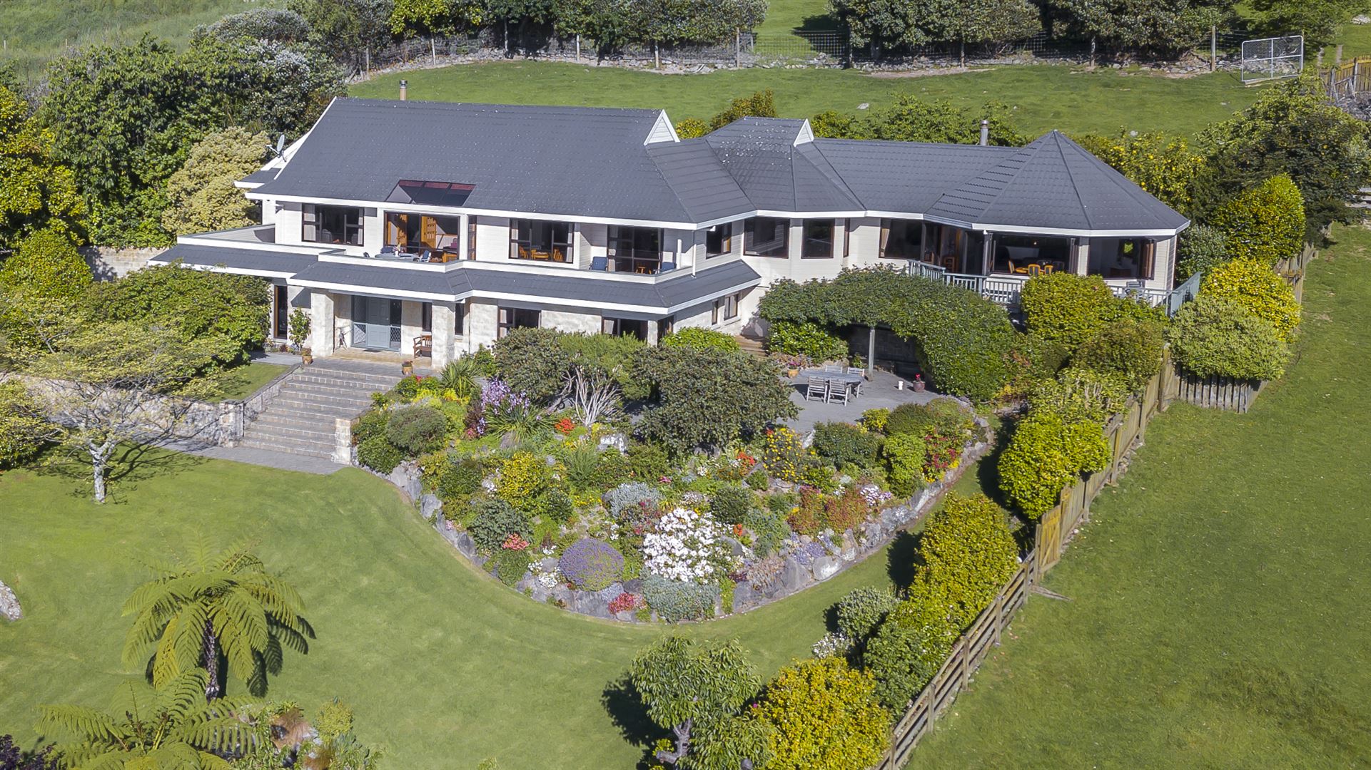 243 Huia Street, Waikanae, Kapiti Coast, 4 રૂમ, 0 બાથરૂમ