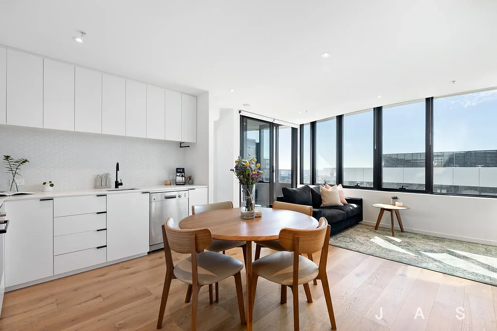 2206/8 Hallenstein Street, Footscray, VIC 3011