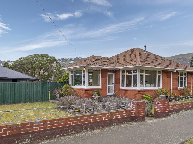 55 Wakefield Avenue, Sumner