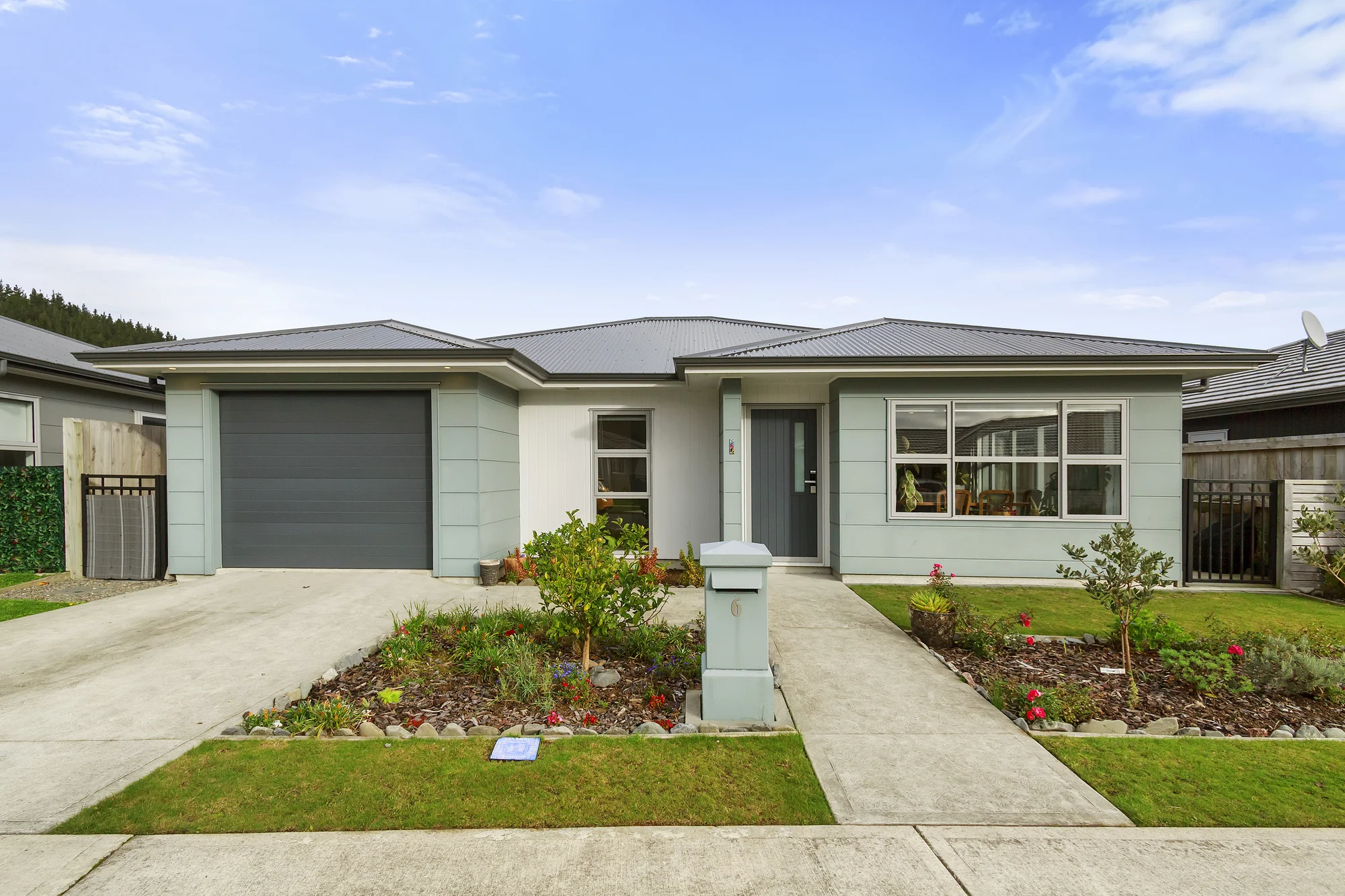 Wainuiomata 3 Bedroom Effortless Living in a Quality Location