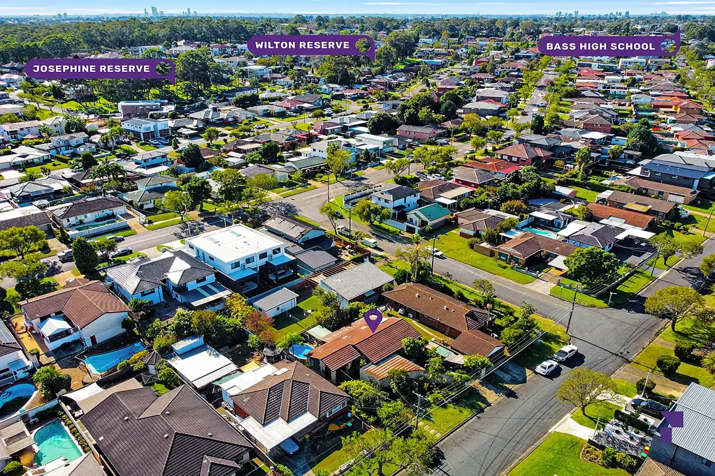 17 Jacaranda Drive, Georges Hall, NSW 2198