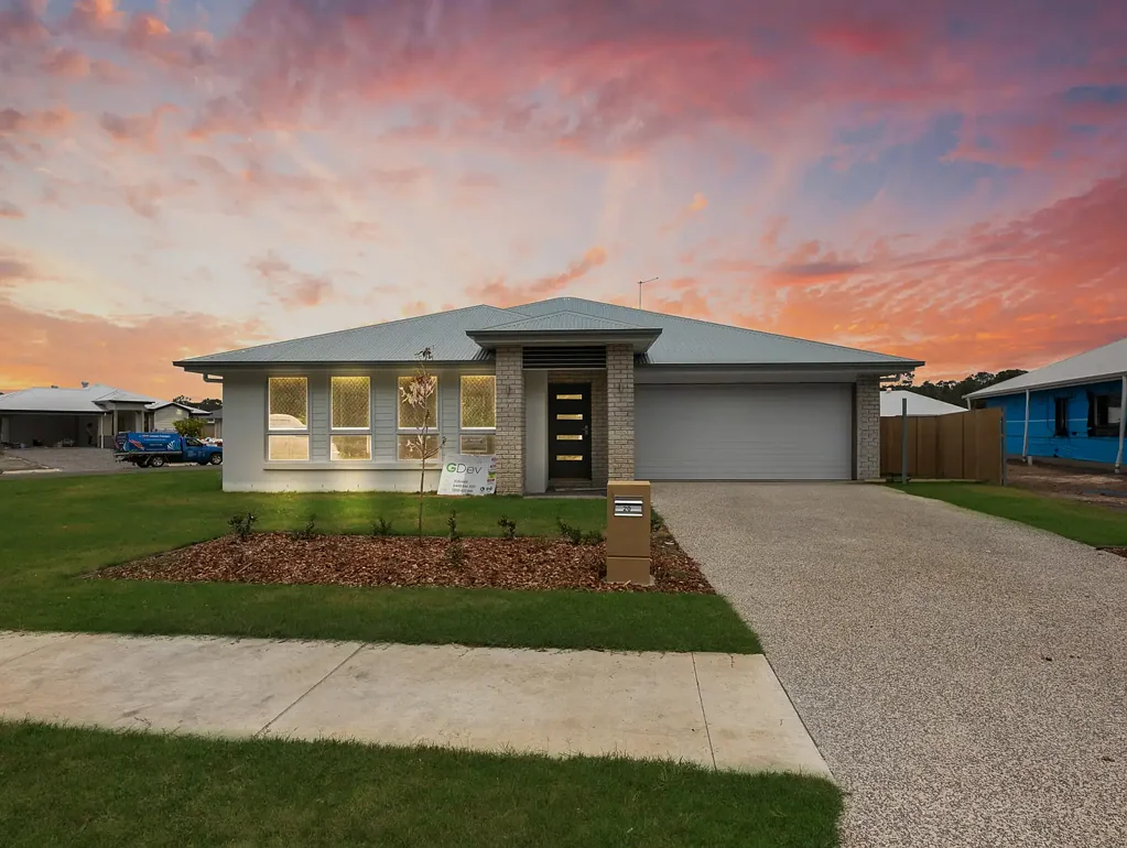 Brand New 4 Bedroom Home in Wondunna for $700 Per week