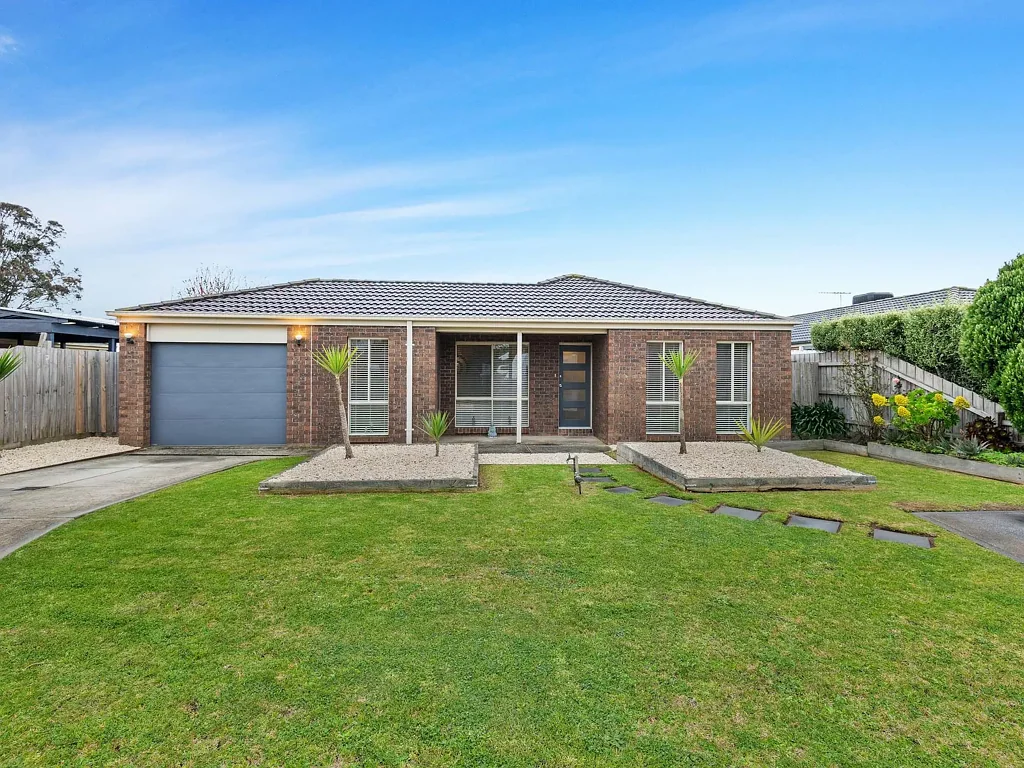 Hastings 4ห้องนอน The Perfect Family Home - 33 MARINERS WAY, HASTINGS 3915