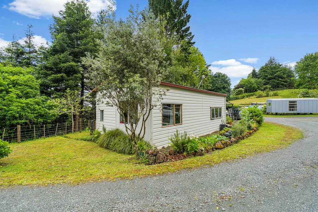Maungatapere Where Nature Meets Possibility - 82 Kara Road