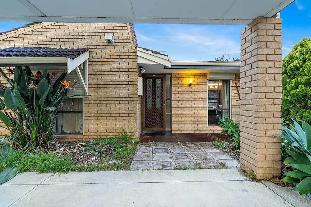 Thornlie 4कमरा Family Living With a Parkside Lifestyle