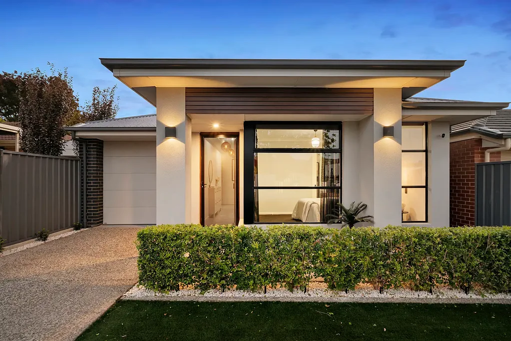 Hope Valley 3chambre Sleek & Stunning Family Haven Hits the Mark in Hope Valley